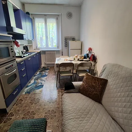Bed & Breakfast Guest House Apartment 3*