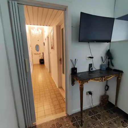 Guest House Apartment Panzió 3*